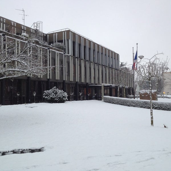 Mairie de Vélizy-Villacoublay - Vélizy-Villacoublay, Île-de-France