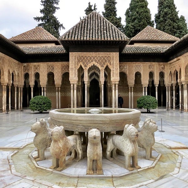 Where's Good? Holiday and vacation recommendations for Granada, Spain. What's good to see, when's good to go and how's best to get there.