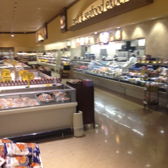 Safeway - Grocery Store