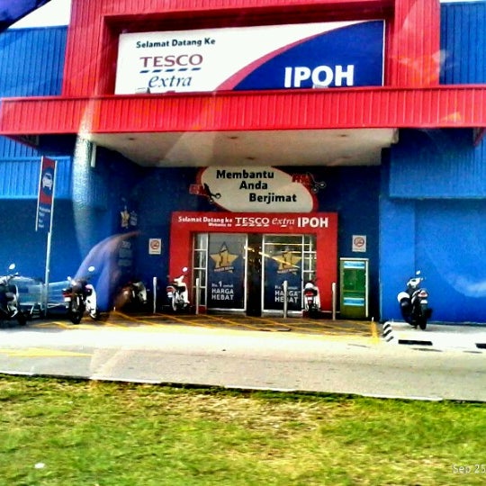 Tesco Extra Supermarket in Ipoh