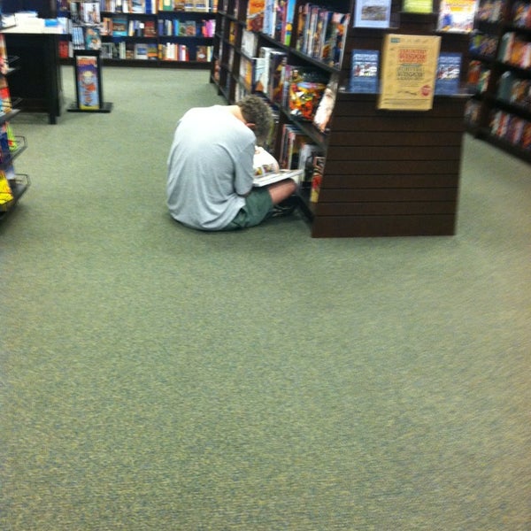 Barnes & Noble Fenton, MO