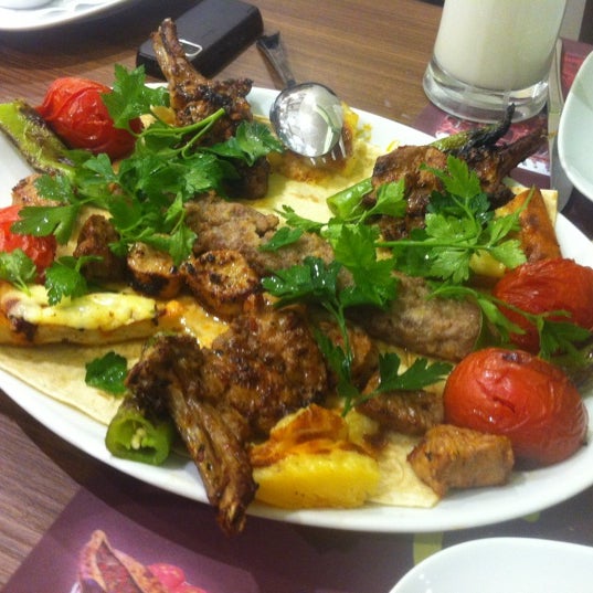 Gala Plus Esenevler'de Türk Restoranı