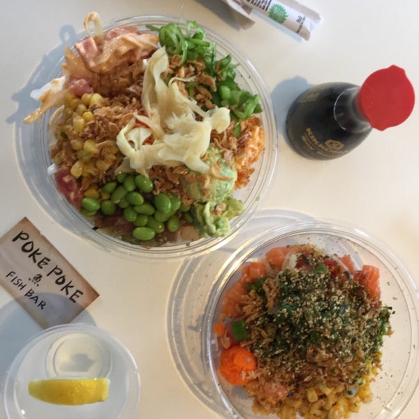 Poke Poke Fish Bar - 2362 El Camino에서의 사진