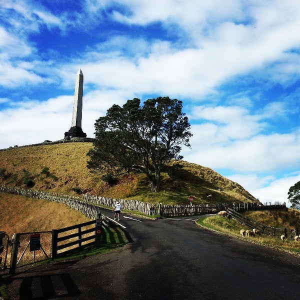 Where's Good? Holiday and vacation recommendations for Auckland, Neuseeland. What's good to see, when's good to go and how's best to get there.