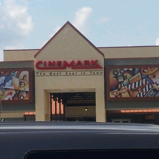 Cinemark Oakbrook 8 - Summerville, SC