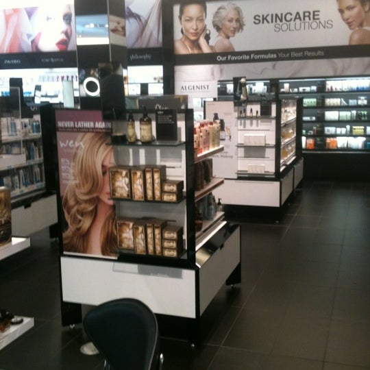 SEPHORA Old Pasadena 15 tips from 1719 visitors