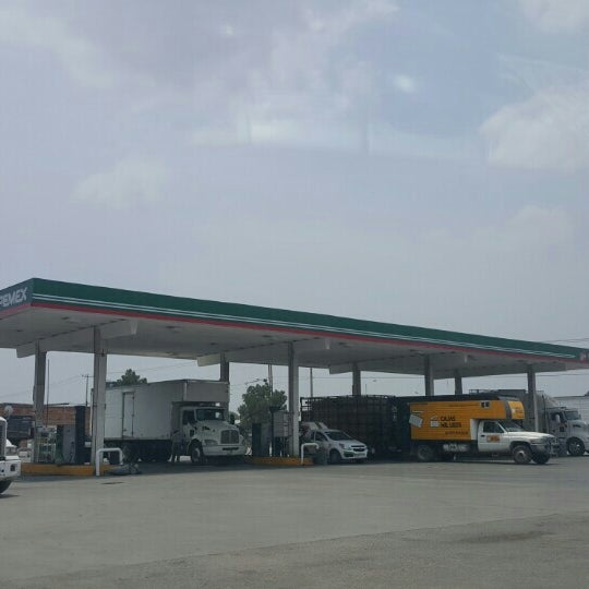 Gasolinera Pozos - Estación de servicio
