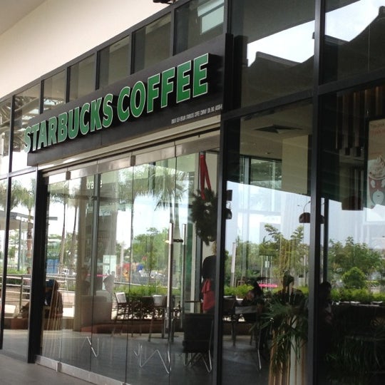 Starbucks Setia  Alam  Selangor 