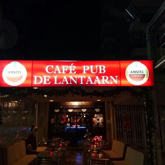 CAFE De Lantaarn (Lampara) Bar in Benidorm