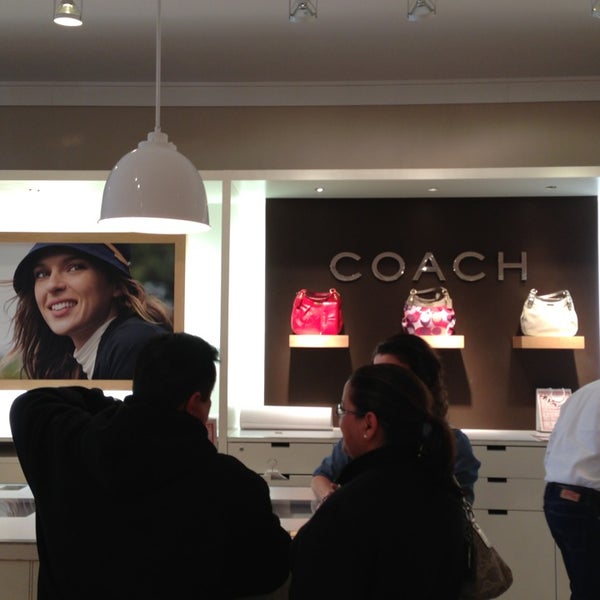 coach outlet customer