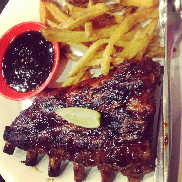 Warung Larris Iga Babi Bakar Kecap  Food Festival