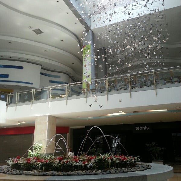 Los Molinos Centro Comercial La Palma Calle 30A 82A26