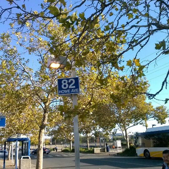 sacrt light rail university 65th street station 65th street light rail station