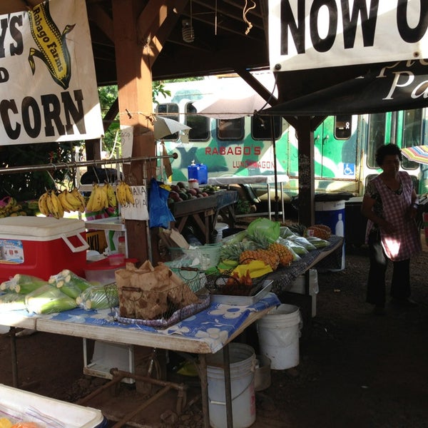 Kahuku Land Farms Fruit Stand Farmers Market in Kahuku