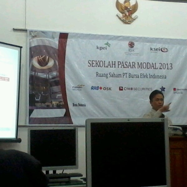 Saya ingin belajar tentang opsi saham