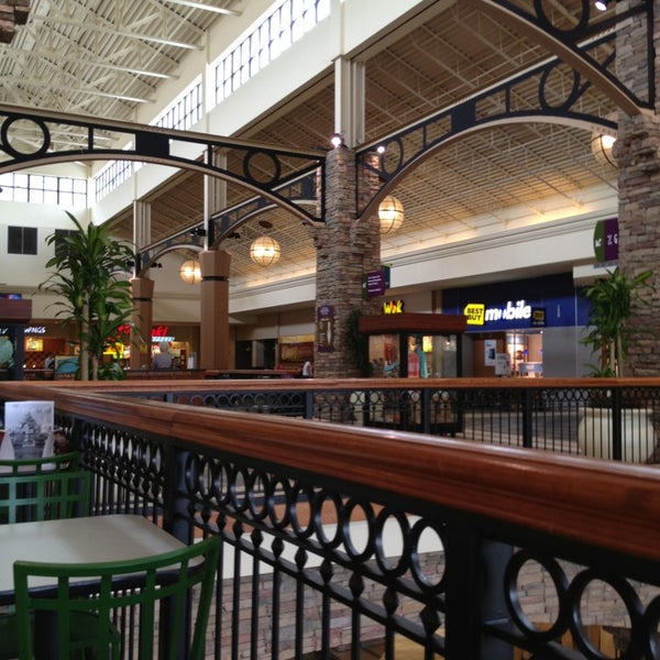 Brookwood Mall Foodcourt Food Court in Mountain Brk