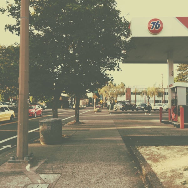 Hollywood District Portland, OR