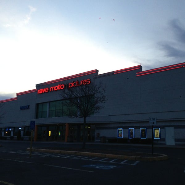 Cinemark Buckland Hills 18 + IMAX - Movie Theater in Manchester