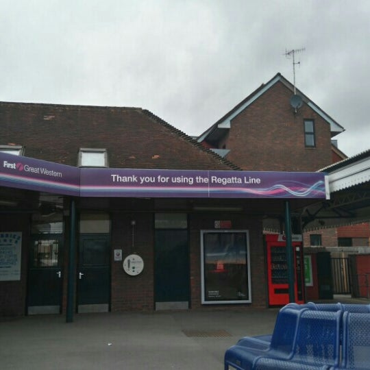 HenleyonThames Railway Station (HOT) Train Station