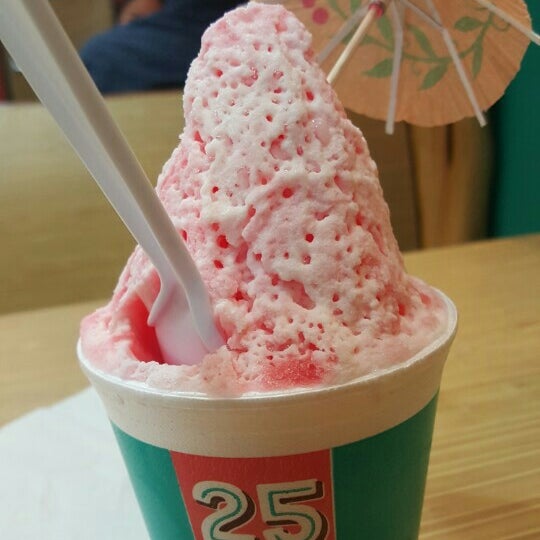 Bahama Buck's Ice Cream Shop in El Paso