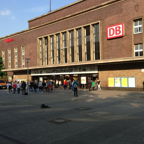 Düsseldorf Hauptbahnhof - Stadt-Mitte - 122 tips from 26685 visitors