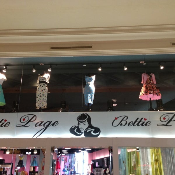 popular women's stores