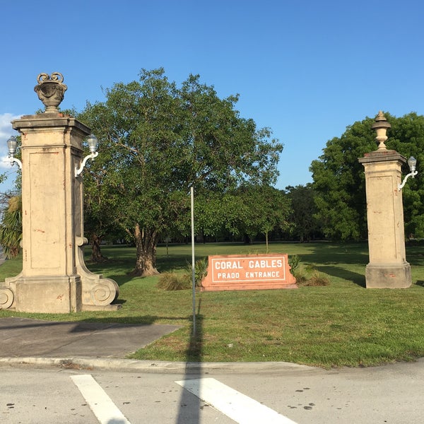 coral gables entrance park