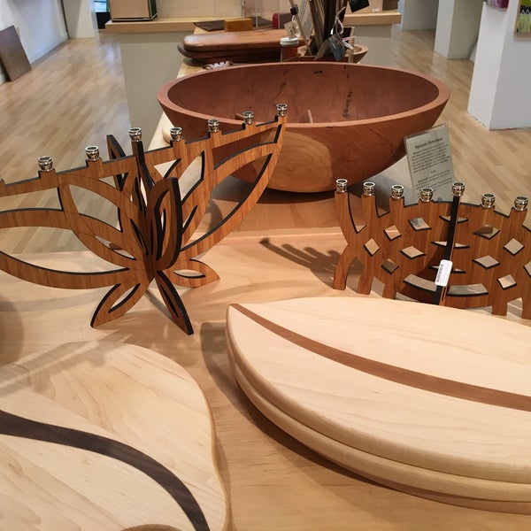 Artisans gallery Art Gallery in Santa Cruz