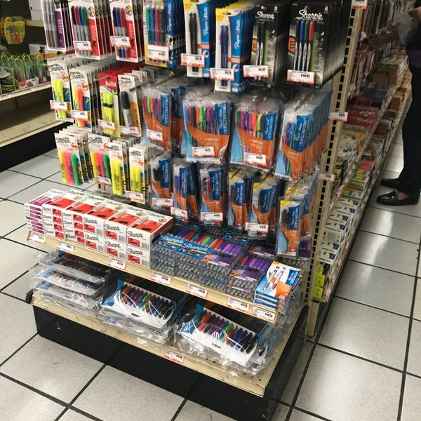 Papeleria Marchand Tienda de artículos de papelería/oficina en Mexico