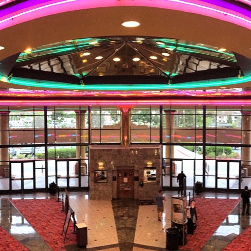Photos at Edwards Camarillo Palace 12 & IMAX Movie Theater in Camarillo