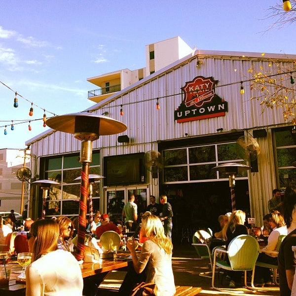 Katy Trail Ice House - Beer Garden in Dallas