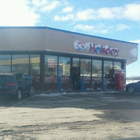 holiday gas station rogers mn