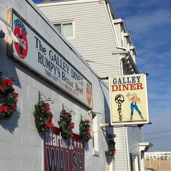 worden hall new american &bull; $$$$ &bull;  22 w b