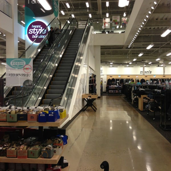 Nordstrom Rack Tysons Corner Discount Store in Vienna