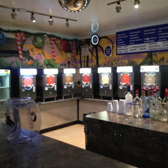 Daiquiris Now Cocktail Bar