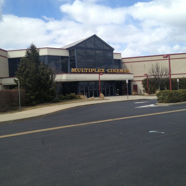 Farmingdale Multiplex Cinemas 36 tips