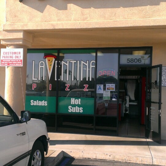 Laventina S Pizza Place In Lakewood