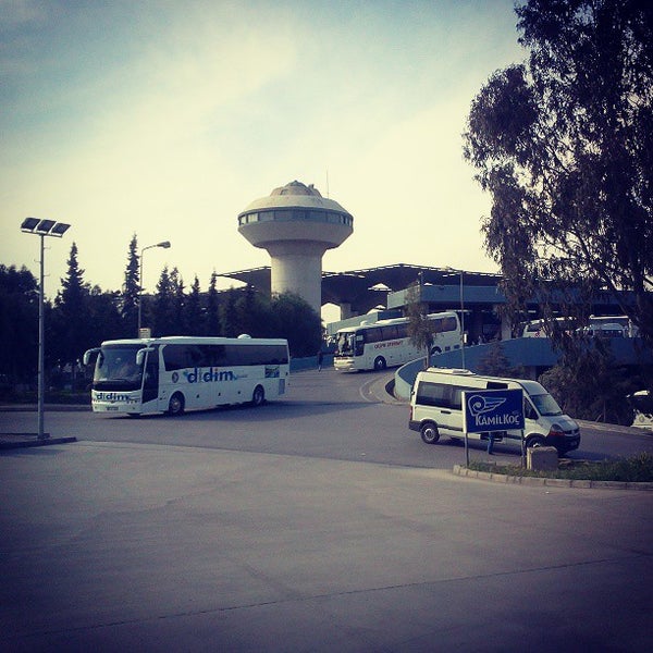 Kamil Koç Terminali Bornova�da Otobüs Terminali