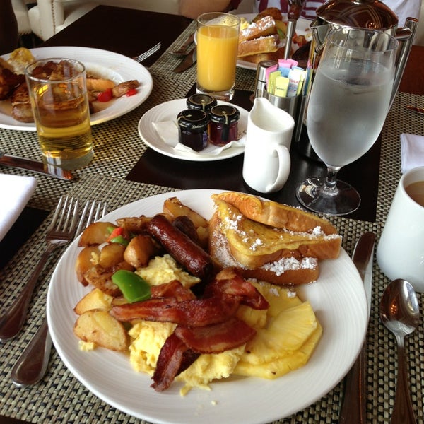 5 Great Sunday Brunch Spots in Galveston