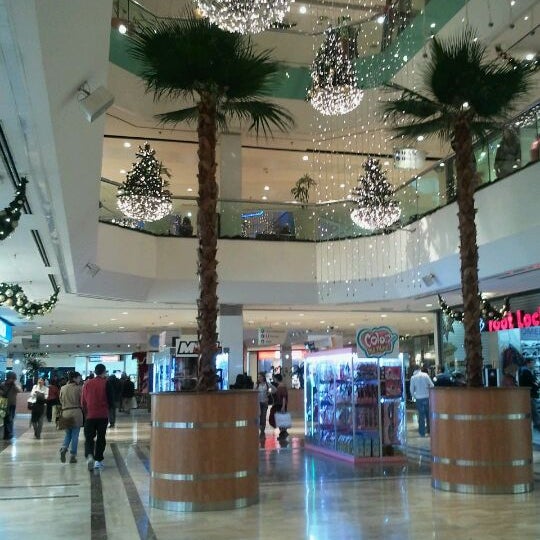 C.C. GranCasa Shopping Mall in Zaragoza