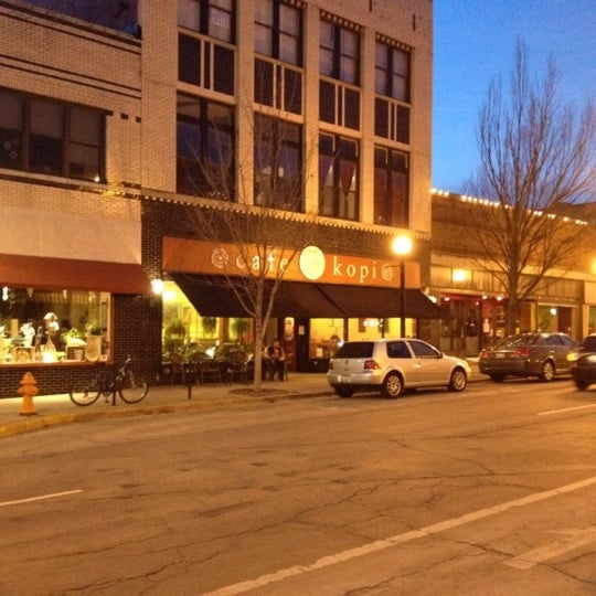 Caf  Kopi  Coffee Shop in Champaign 