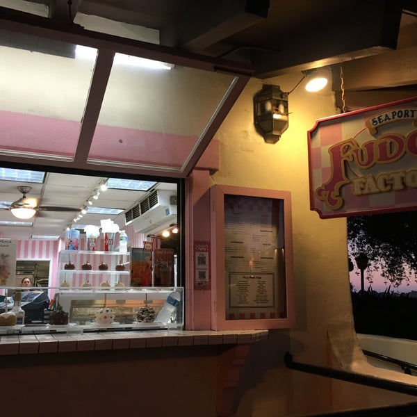 Seaport Fudge Factory Marina 1 tip