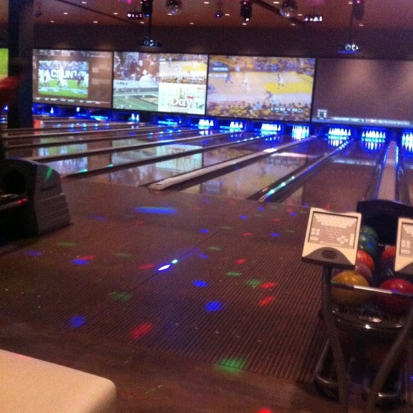 Latitude 39 (Now Closed) - Bowling Alley in Castleton