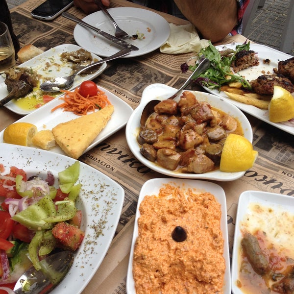 Where's Good? Holiday and vacation recommendations for Thessaloniki, Greece. What's good to see, when's good to go and how's best to get there.