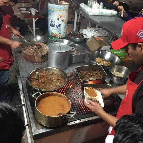 Taqueria el Chambarete Local de tacos