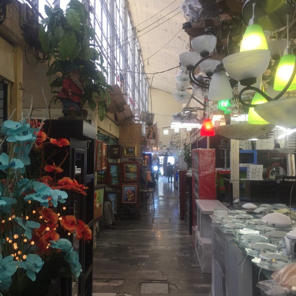 Fotos en Mercado de Muebles Lagunilla Tienda de muebles/artículos