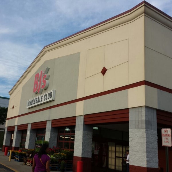 BJ's Wholesale Club Parlin, NJ