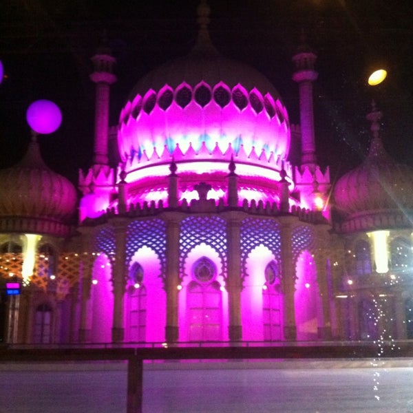 Where's Good? Holiday and vacation recommendations for Brighton, United Kingdom. What's good to see, when's good to go and how's best to get there.
