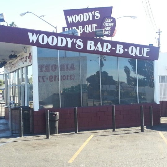 woodys bar ancaster