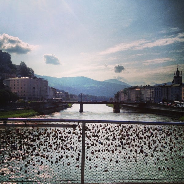 Where's Good? Holiday and vacation recommendations for Salzburg, Austria. What's good to see, when's good to go and how's best to get there.